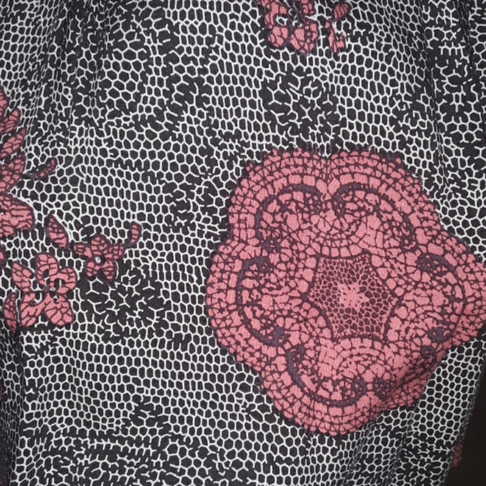 A-line blouse - Picture 4 of 4